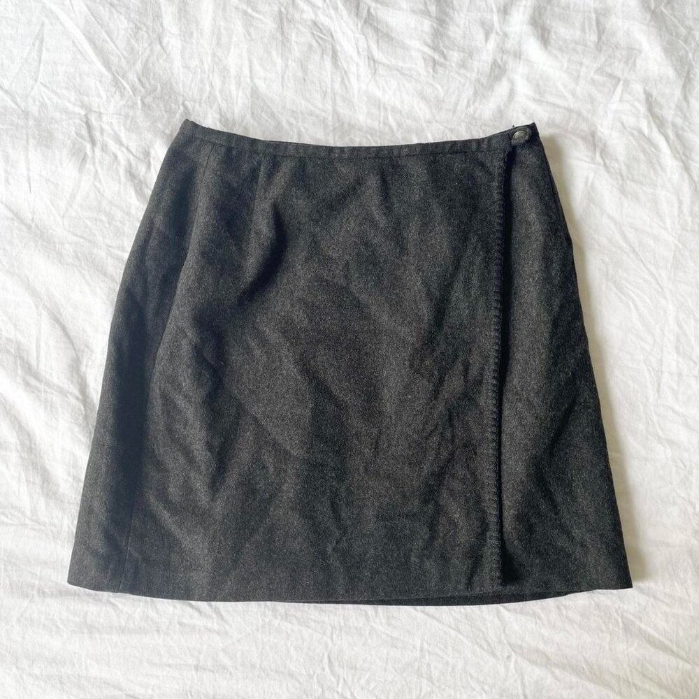 Grey wool wrap short mini skirt with side button from Eddie Bauer size 10